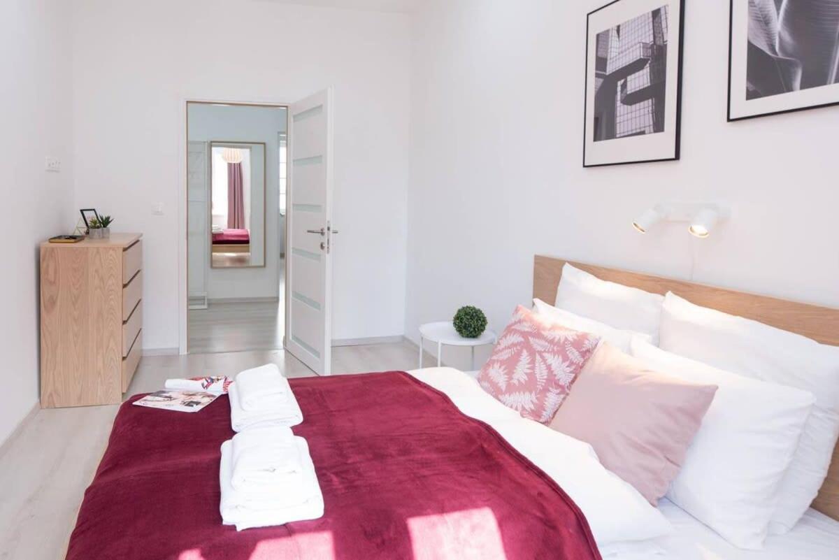 Trendy Central Apartment At Castle Budapest Eksteriør billede
