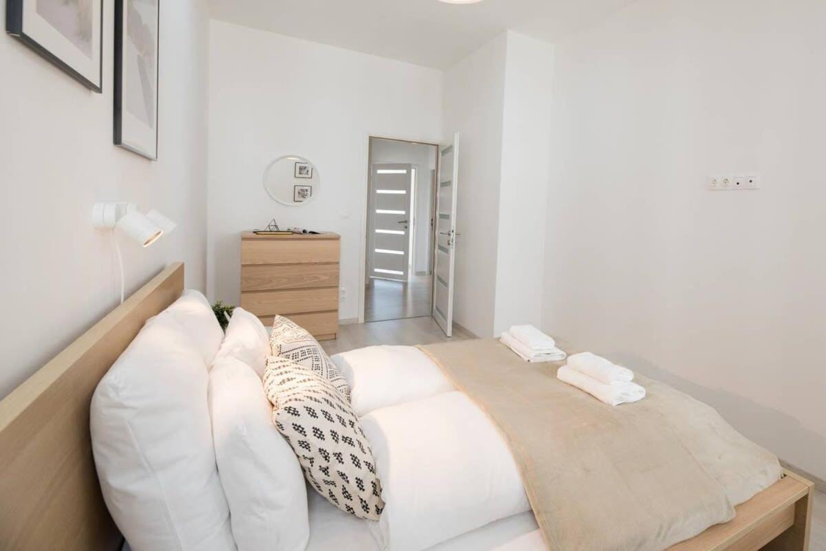 Trendy Central Apartment At Castle Budapest Eksteriør billede